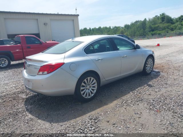 Photo 3 VIN: 2G4GS5EK2C9146440 - BUICK REGAL 