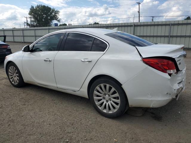 Photo 1 VIN: 2G4GS5EK2C9159222 - BUICK REGAL PREM 