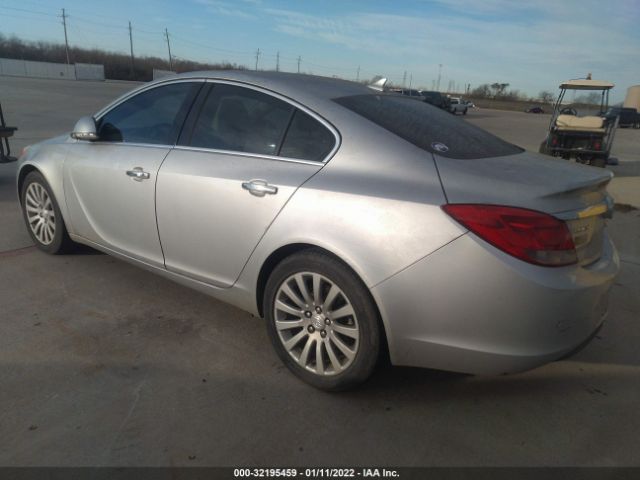 Photo 2 VIN: 2G4GS5EK3C9144843 - BUICK REGAL 