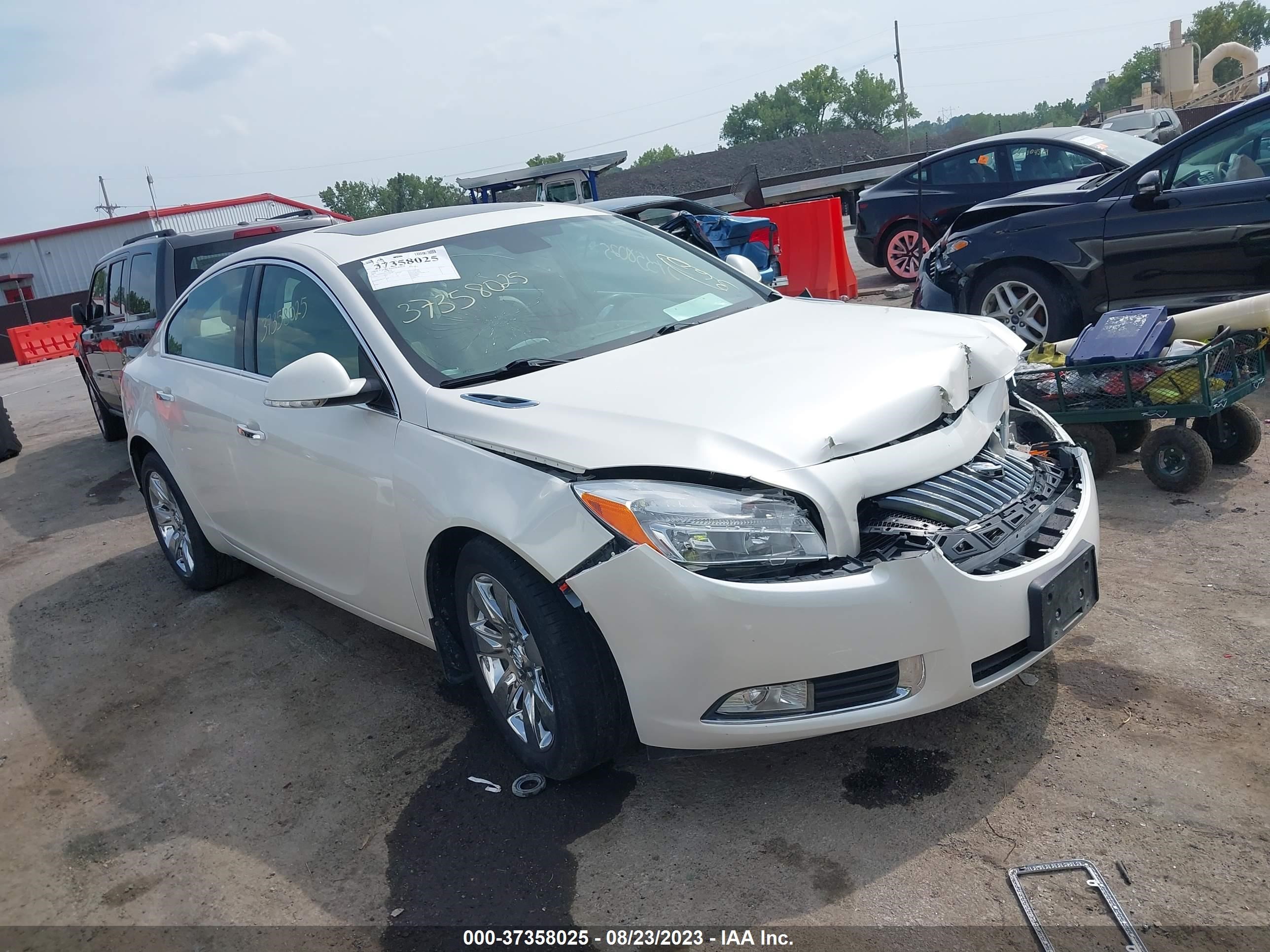 Photo 0 VIN: 2G4GS5EK6C9109861 - BUICK REGAL 