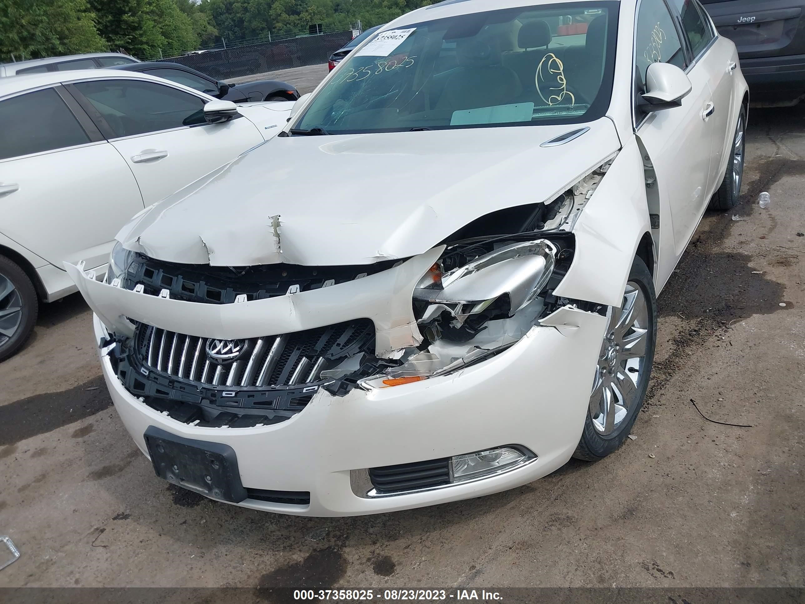 Photo 5 VIN: 2G4GS5EK6C9109861 - BUICK REGAL 