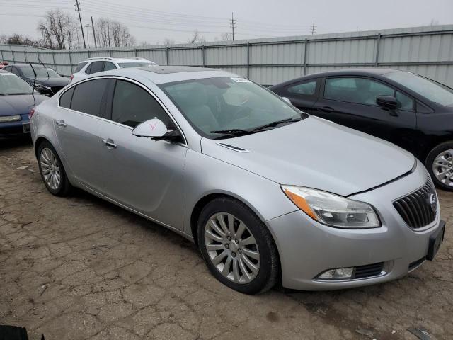 Photo 3 VIN: 2G4GS5EK6C9209829 - BUICK REGAL 