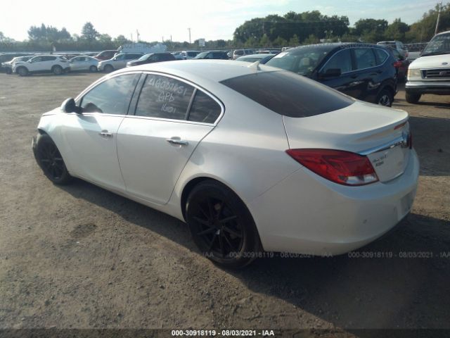 Photo 2 VIN: 2G4GS5EK7C9147020 - BUICK REGAL 