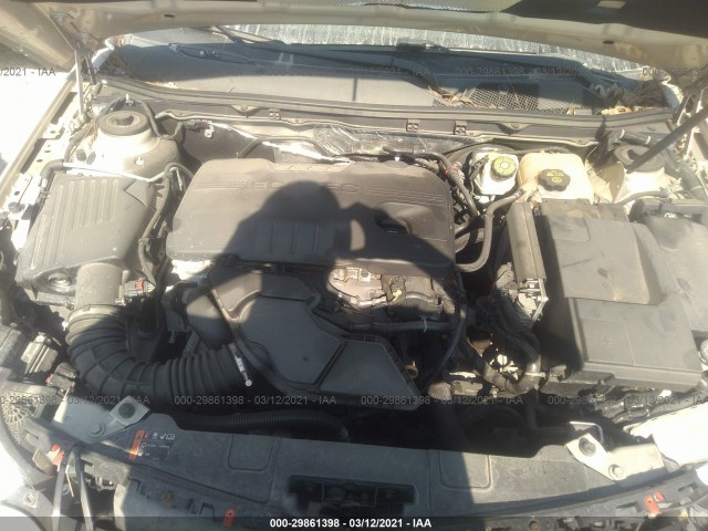 Photo 9 VIN: 2G4GS5EK7C9147230 - BUICK REGAL 