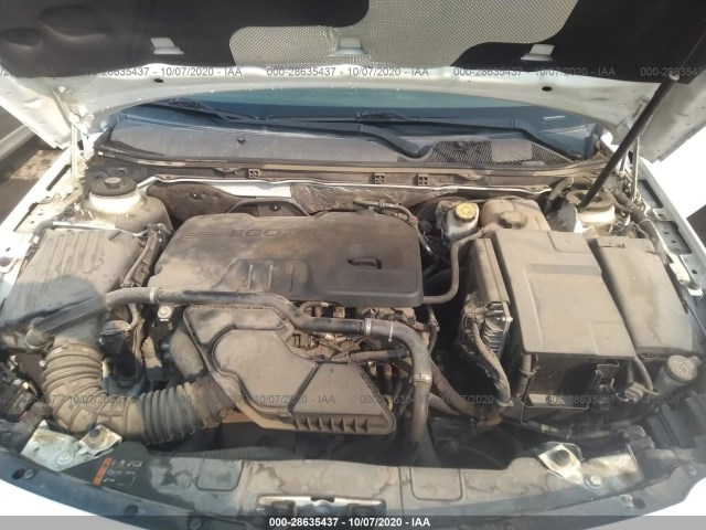 Photo 9 VIN: 2G4GS5EK7C9209774 - BUICK REGAL 