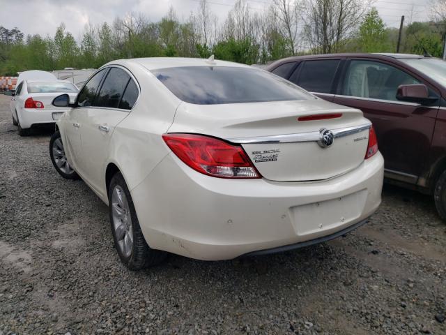 Photo 2 VIN: 2G4GS5EK8C9139105 - BUICK REGAL PREM 