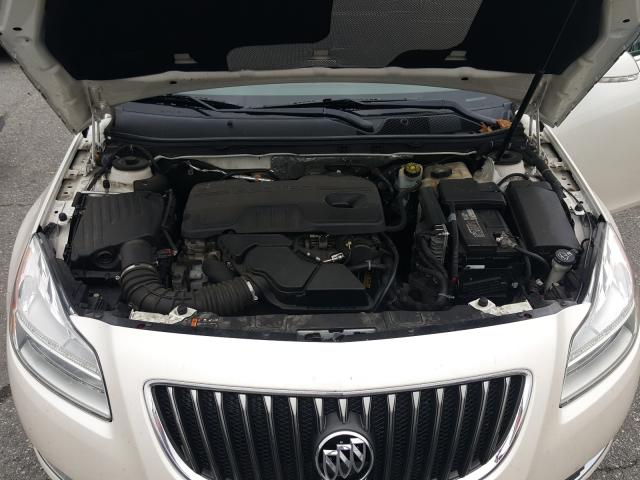 Photo 6 VIN: 2G4GS5EK9C9136570 - BUICK REGAL PREM 