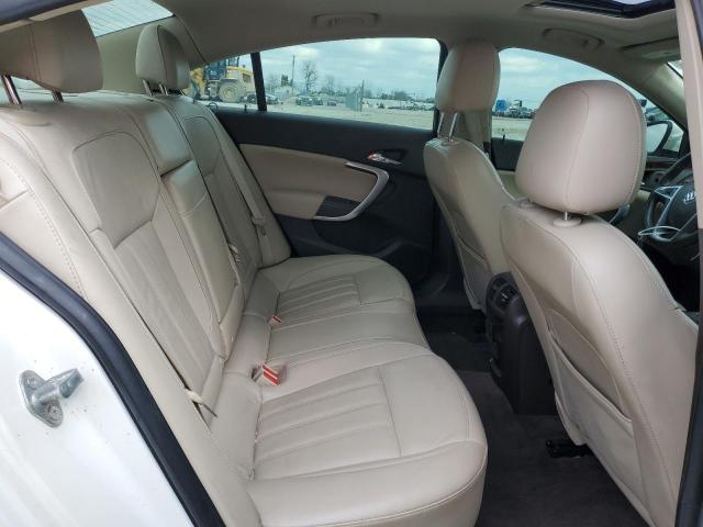 Photo 9 VIN: 2G4GS5EKXC9117302 - BUICK REGAL PREM 