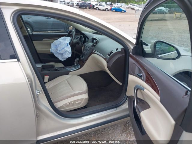 Photo 4 VIN: 2G4GS5EKXC9143706 - BUICK REGAL 