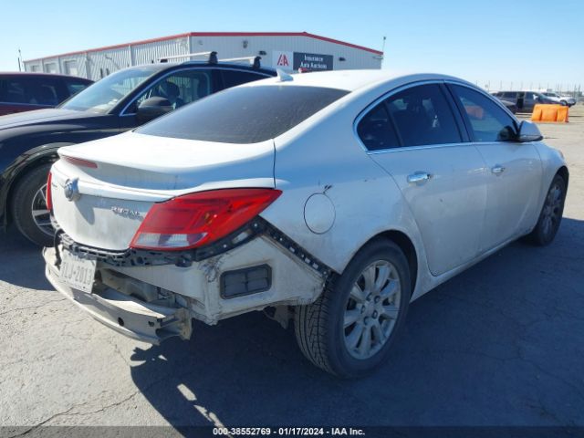 Photo 4 VIN: 2G4GS5ER4D9217667 - BUICK REGAL 