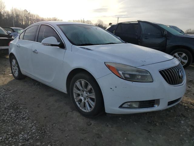 Photo 3 VIN: 2G4GS5ER7D9155911 - BUICK REGAL 