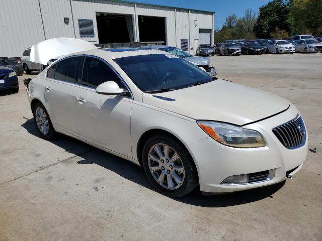 Photo 3 VIN: 2G4GS5ER8C9139845 - BUICK REGAL 