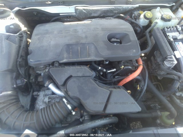 Photo 9 VIN: 2G4GS5ERBD9212987 - BUICK REGAL 