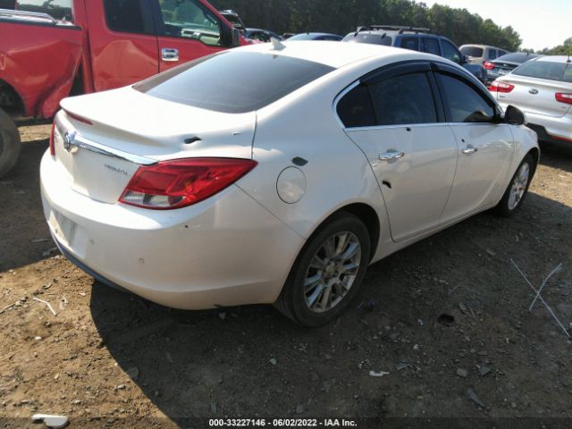 Photo 3 VIN: 2G4GS5ERXD9216149 - BUICK REGAL 