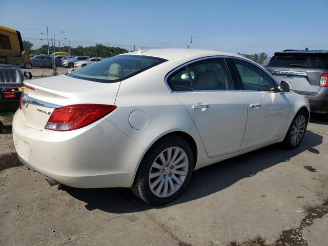 Photo 2 VIN: 2G4GS5EV1C9136573 - BUICK REGAL PREM 