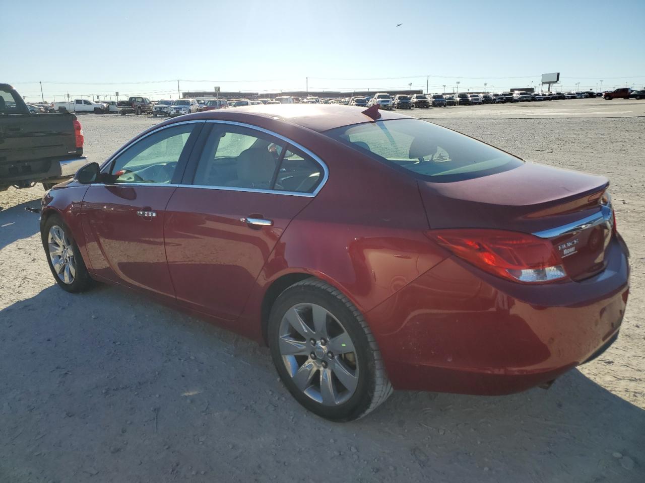 Photo 1 VIN: 2G4GS5EV1C9202720 - BUICK REGAL 