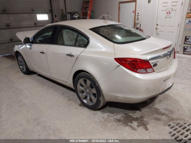 Photo 2 VIN: 2G4GS5EV3D9228432 - BUICK REGAL 