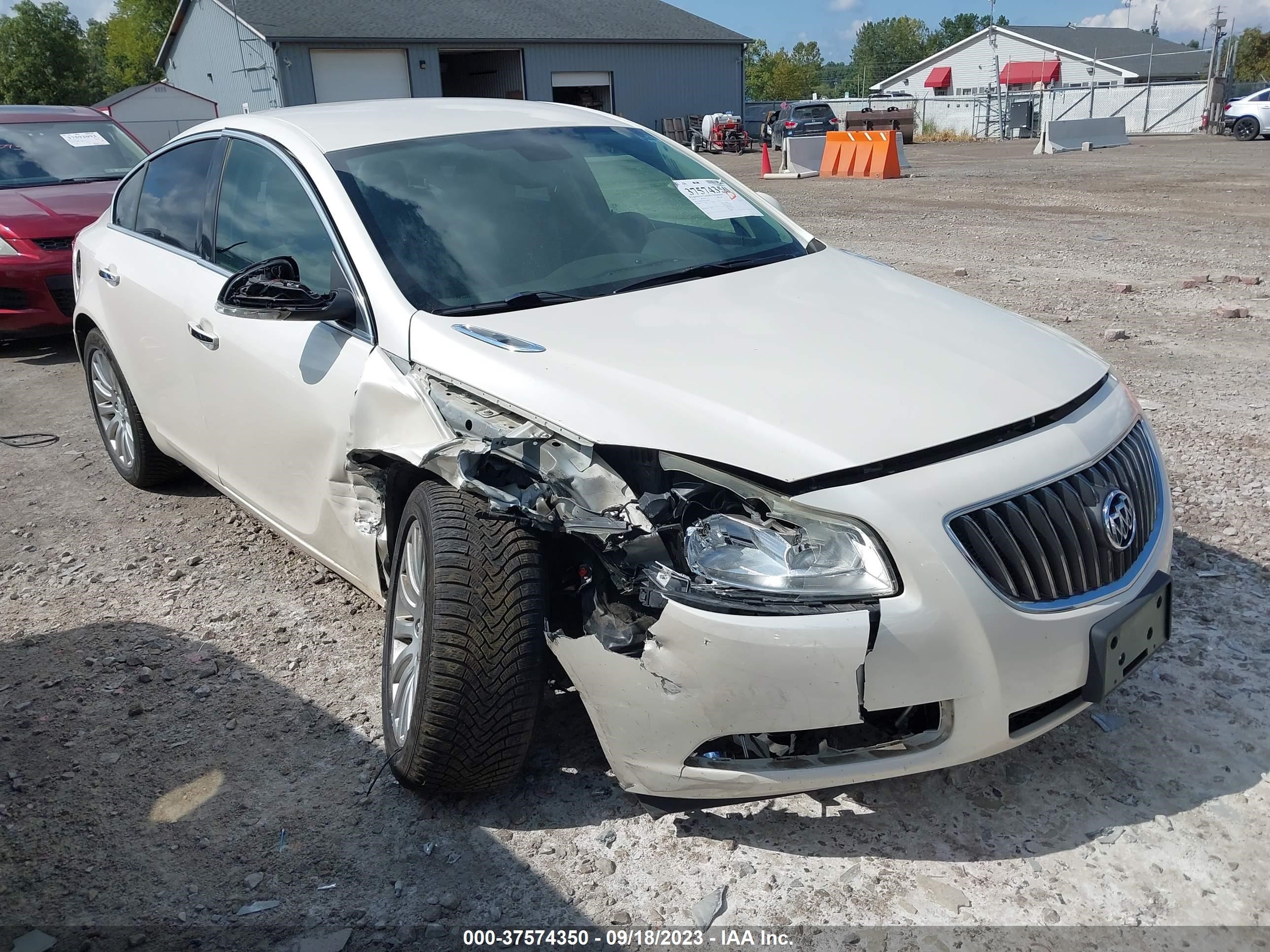 Photo 0 VIN: 2G4GS5EV7C9156603 - BUICK REGAL 