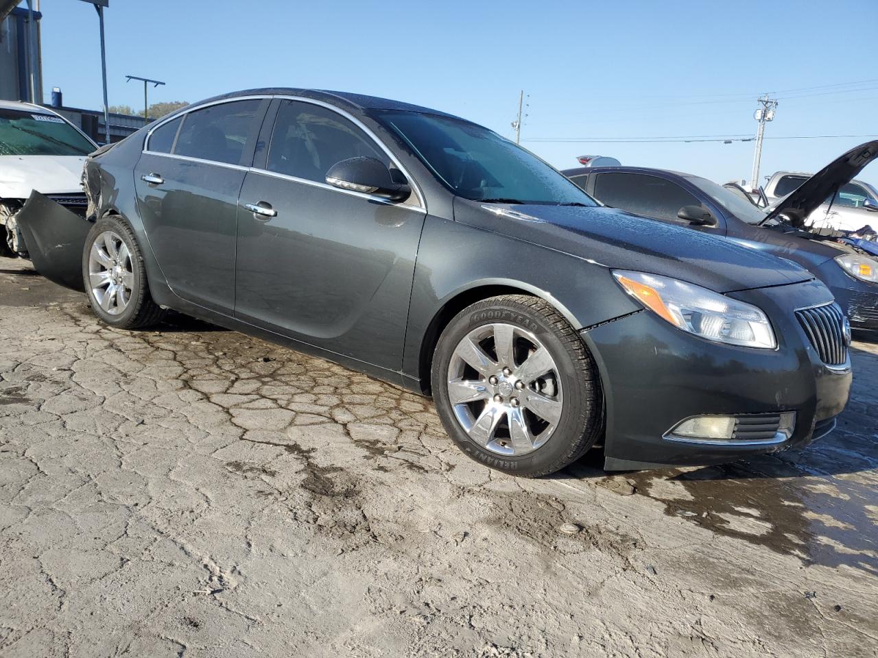 Photo 3 VIN: 2G4GS5EV7D9249378 - BUICK REGAL 