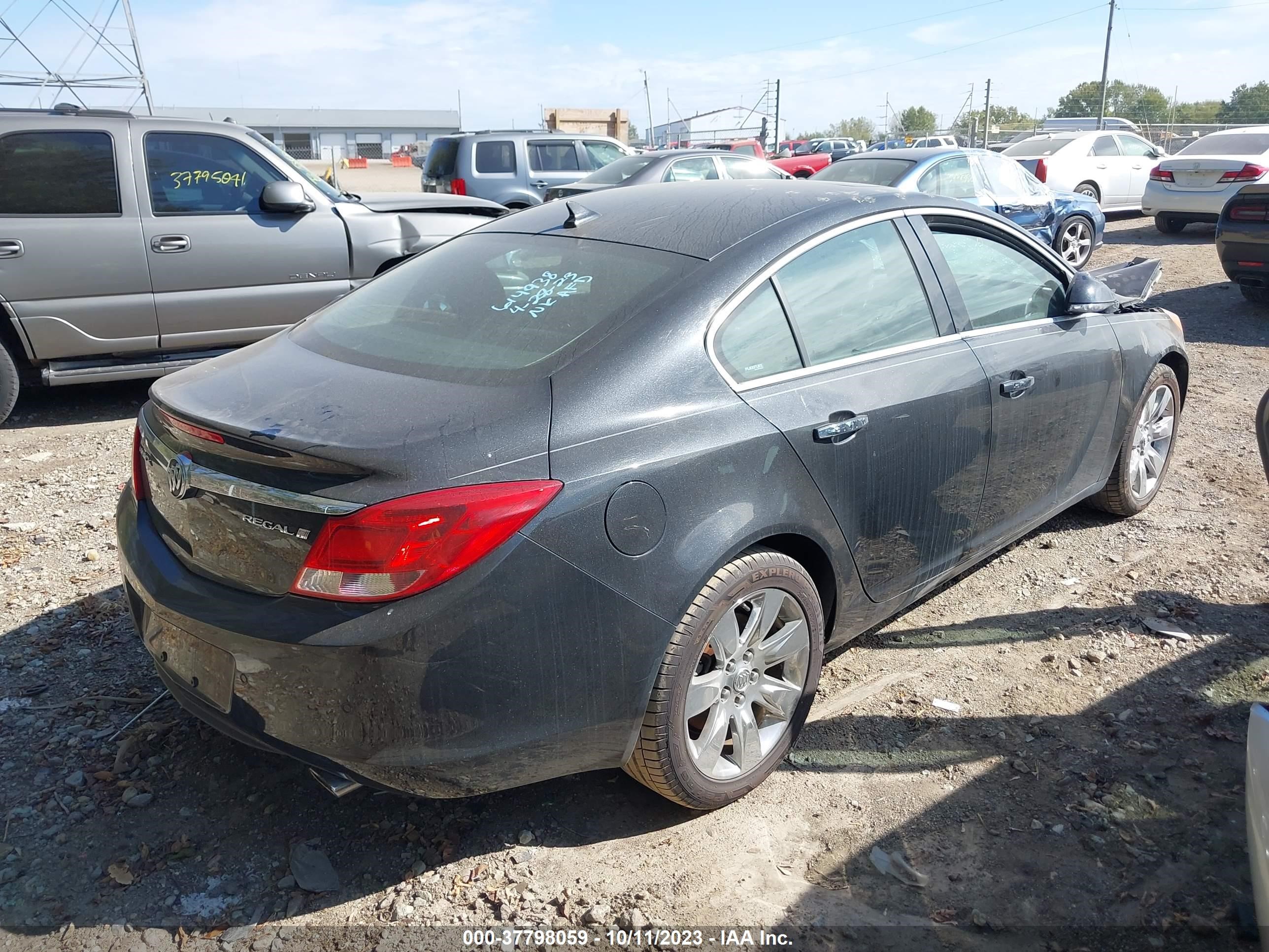 Photo 3 VIN: 2G4GS5EV8D9241287 - BUICK REGAL 