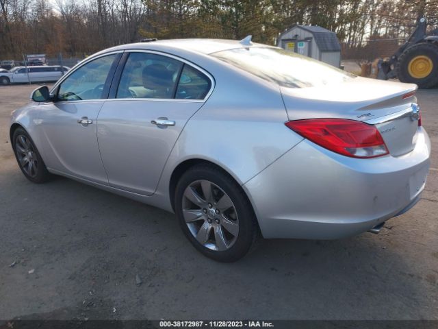 Photo 2 VIN: 2G4GS5EVXD9215256 - BUICK REGAL 