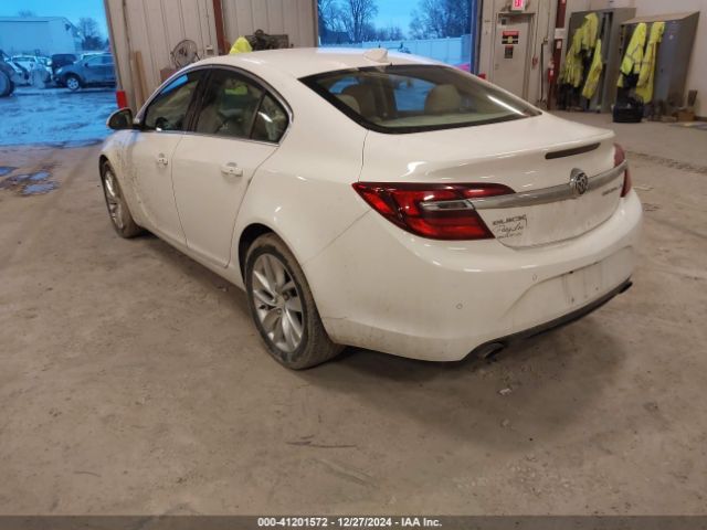 Photo 2 VIN: 2G4GS5GX1G9201815 - BUICK REGAL 