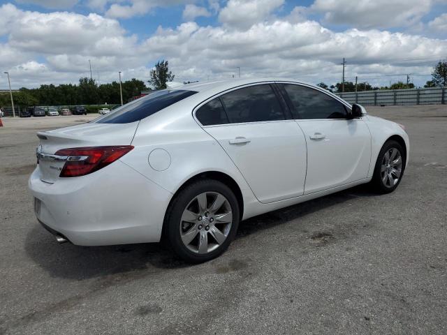 Photo 2 VIN: 2G4GS5GX2G9113016 - BUICK REGAL PREM 