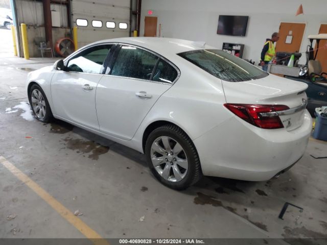 Photo 2 VIN: 2G4GS5GX3G9125742 - BUICK REGAL 