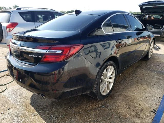 Photo 2 VIN: 2G4GS5GX8G9111528 - BUICK REGAL PREM 