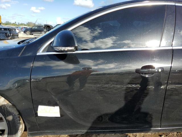 Photo 11 VIN: 2G4GS5GX8G9207529 - BUICK REGAL PREM 