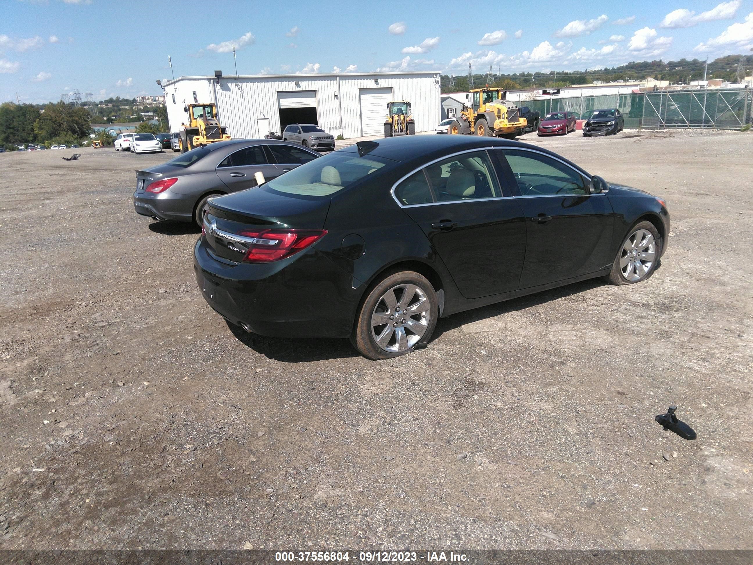 Photo 3 VIN: 2G4GS5GXXG9176672 - BUICK REGAL 