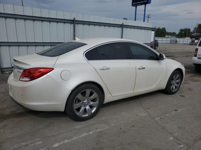 Photo 2 VIN: 2G4GT5GK5C9122689 - BUICK REGAL PREM 