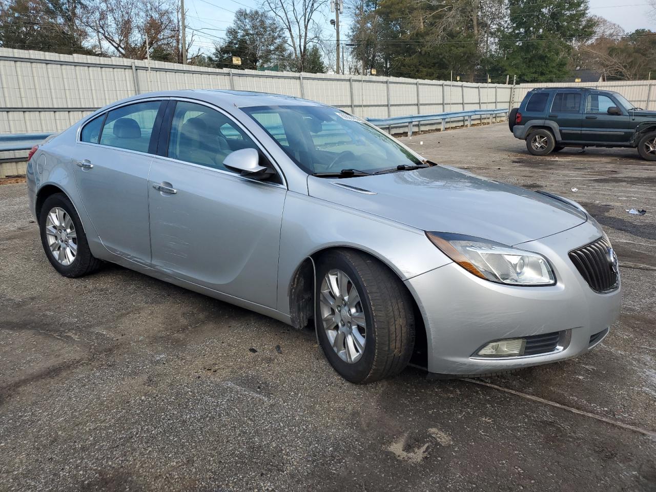 Photo 3 VIN: 2G4GT5GR7C9127762 - BUICK REGAL 