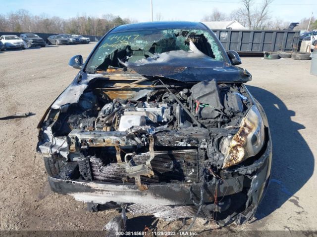 Photo 9 VIN: 2G4GT5GX9H9190142 - BUICK REGAL 