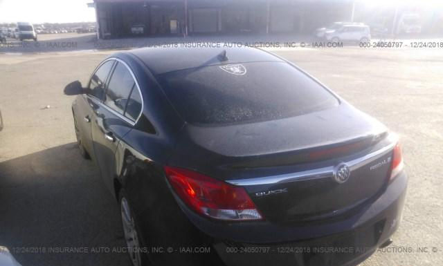 Photo 2 VIN: 2G4GU5GV8C9128526 - BUICK REGAL 