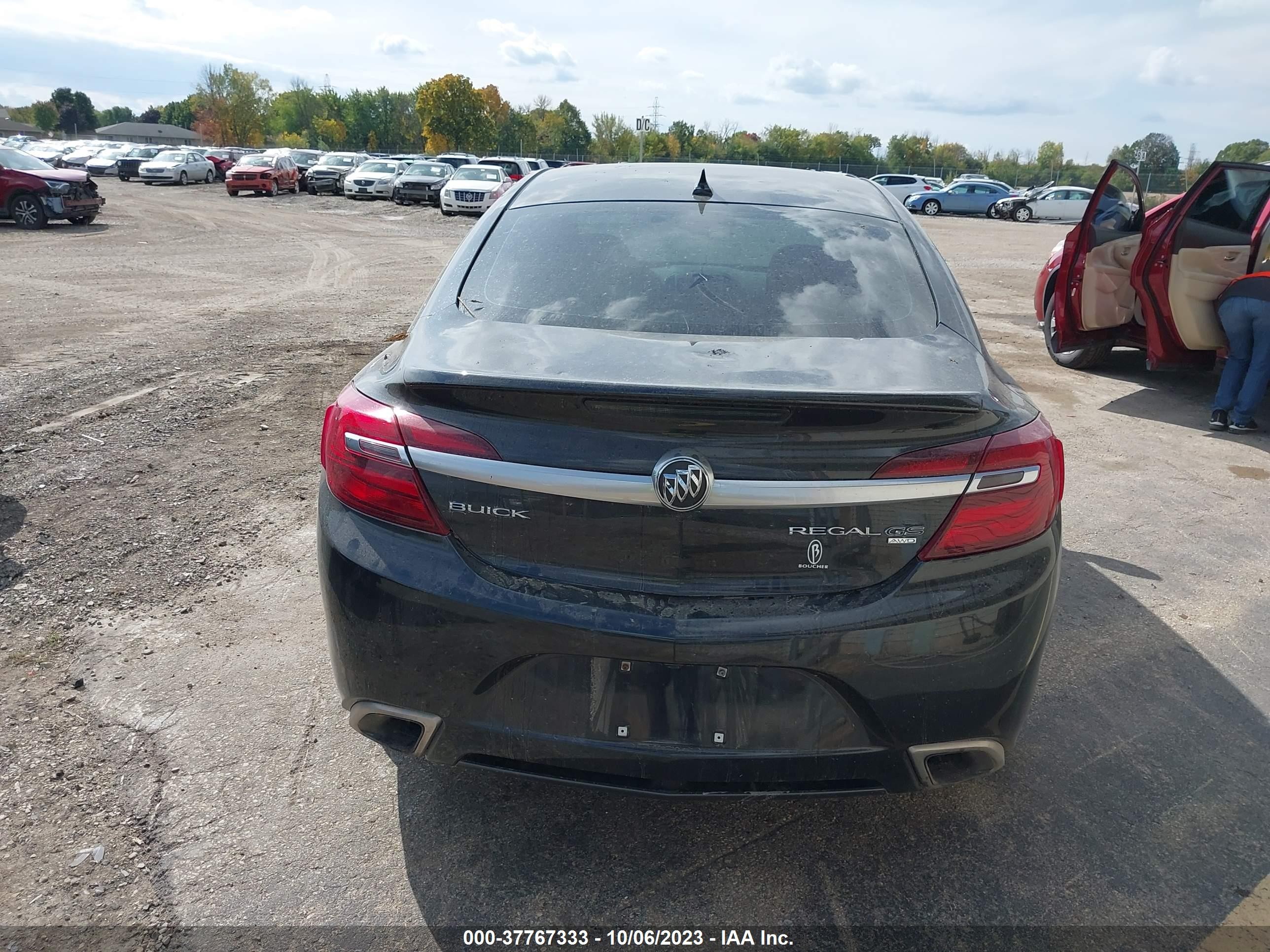 Photo 15 VIN: 2G4GU5GX1E9231016 - BUICK REGAL 