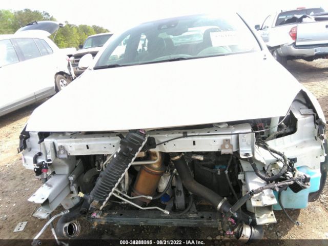 Photo 5 VIN: 2G4GU5GX2G9120350 - BUICK REGAL 