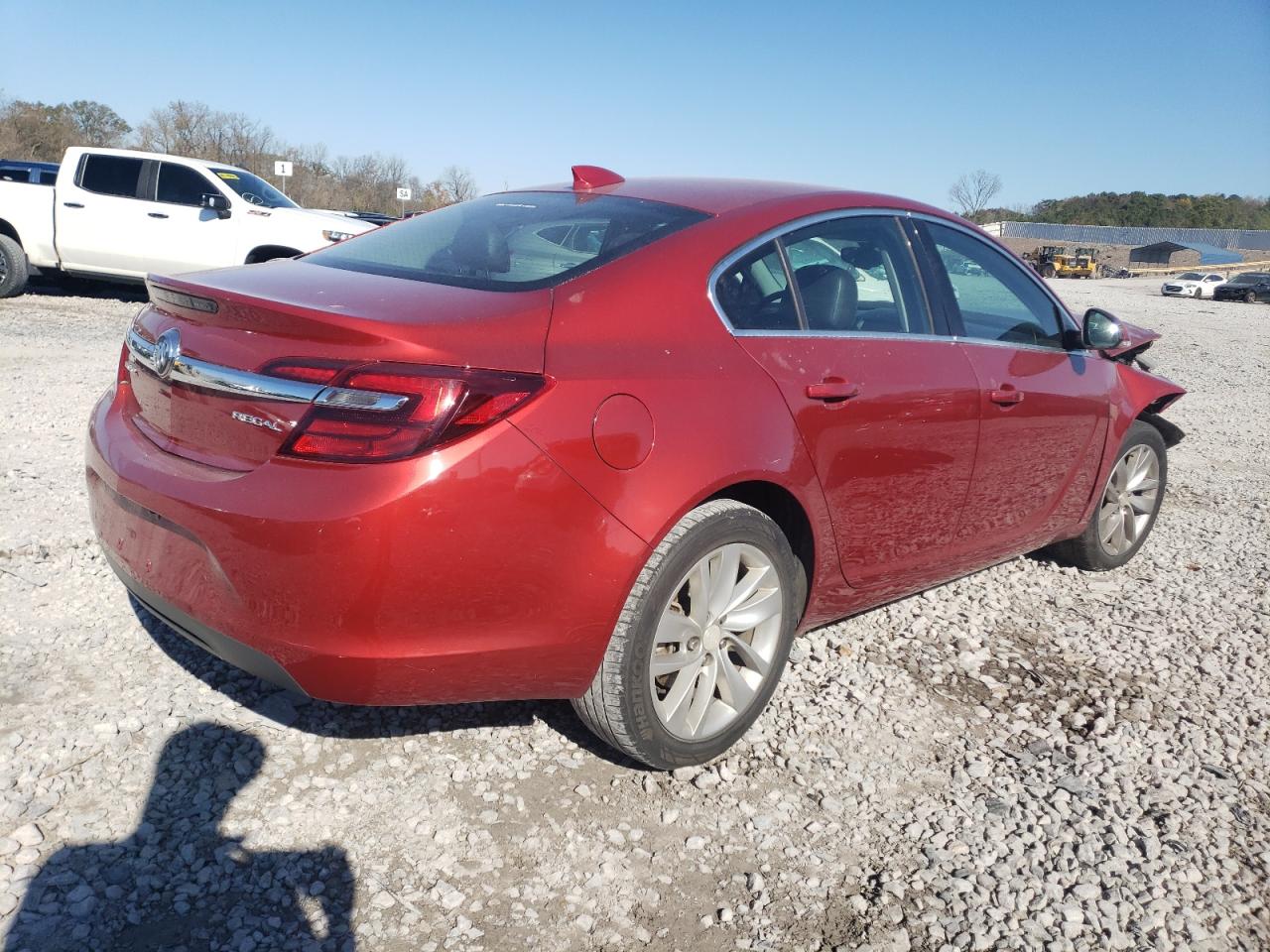 Photo 2 VIN: 2G4GV5EK9F9129792 - BUICK REGAL 