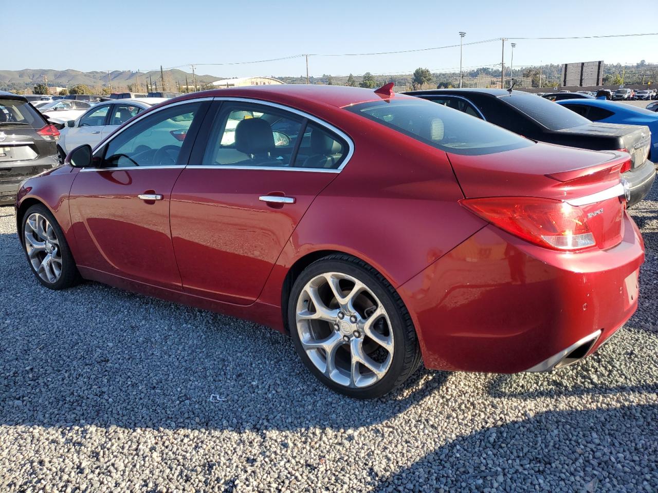 Photo 1 VIN: 2G4GV5GV6D9207482 - BUICK REGAL 