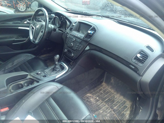 Photo 4 VIN: 2G4GV5GV8C9105616 - BUICK REGAL 