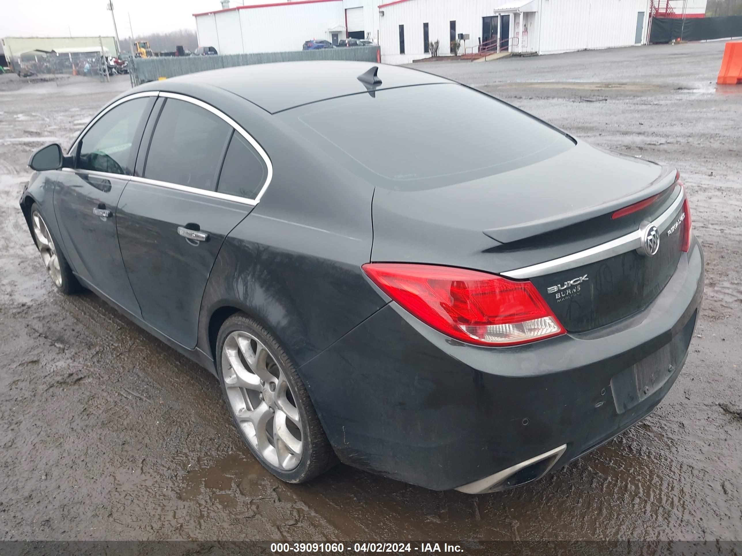 Photo 2 VIN: 2G4GV5GV8D9163954 - BUICK REGAL 