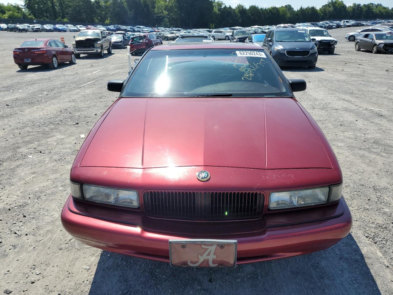 Photo 4 VIN: 2G4WB12L8S1467803 - BUICK REGAL 