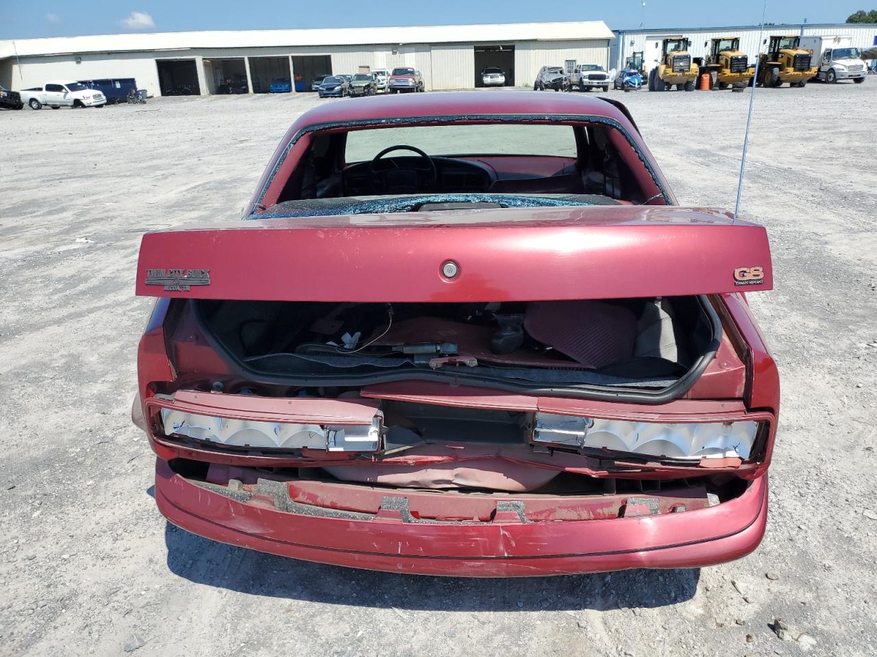 Photo 5 VIN: 2G4WB12L8S1467803 - BUICK REGAL 