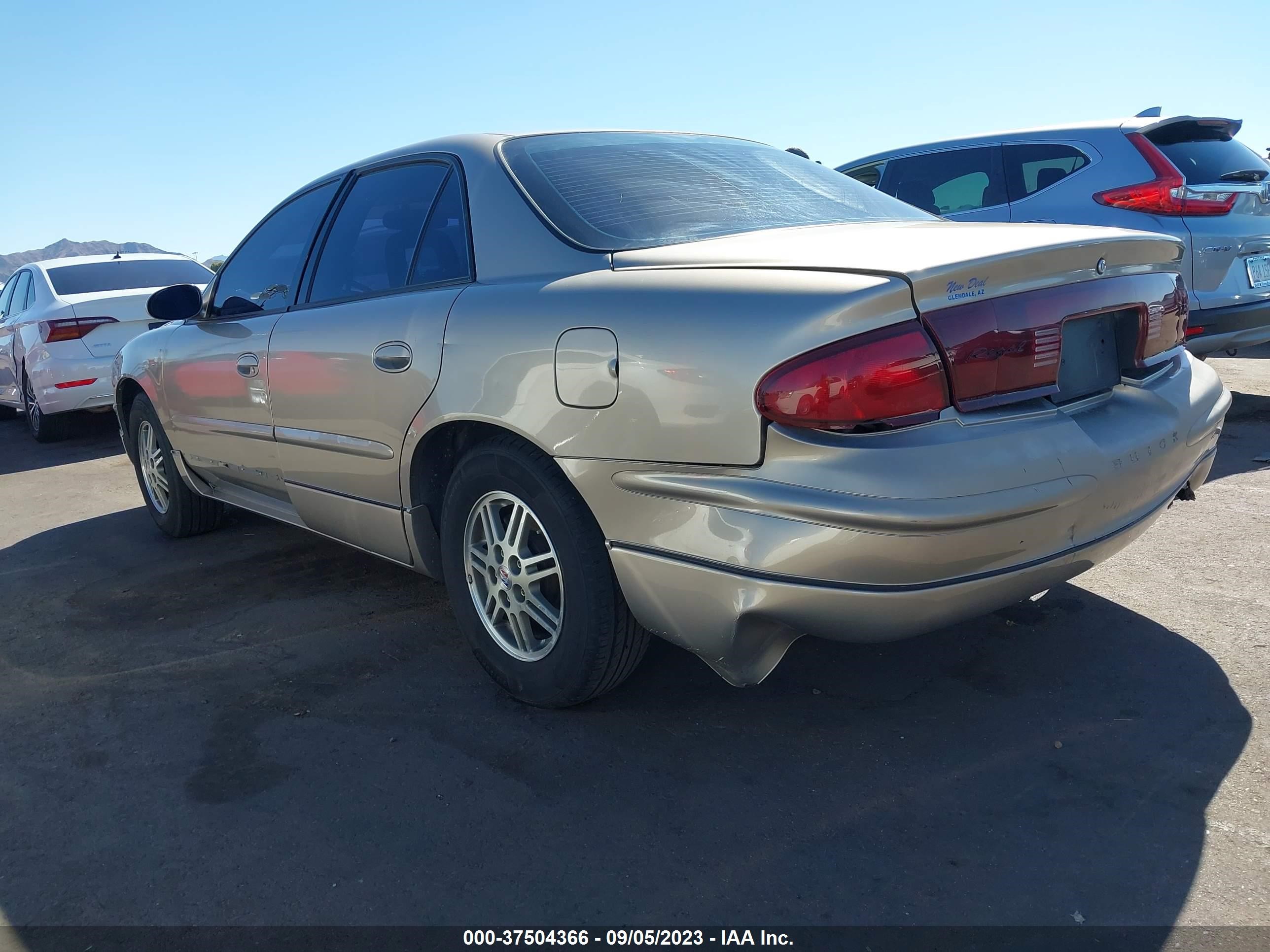 Photo 5 VIN: 2G4WB52K031184165 - BUICK REGAL 