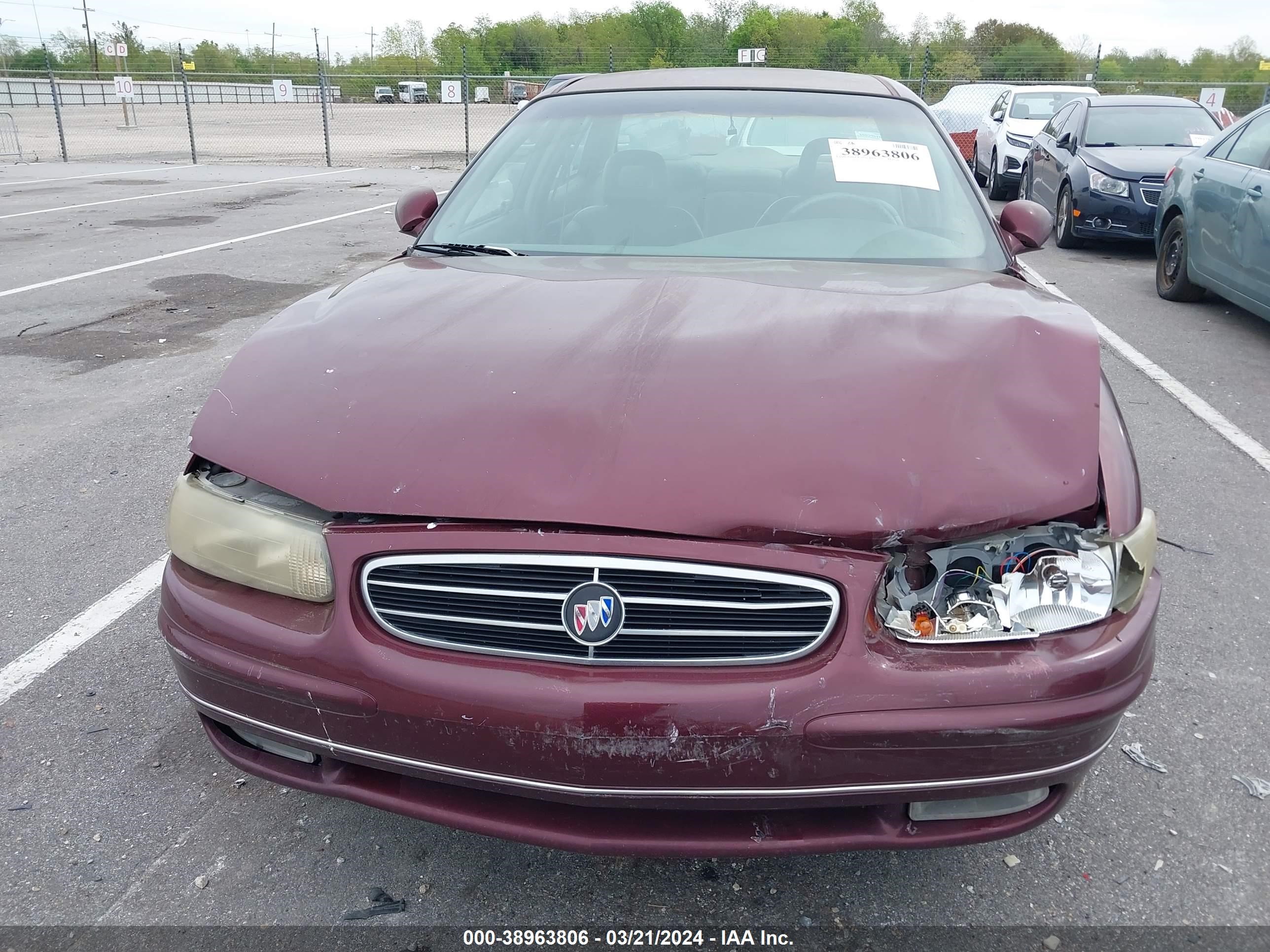 Photo 5 VIN: 2G4WB52K0X1543892 - BUICK REGAL 