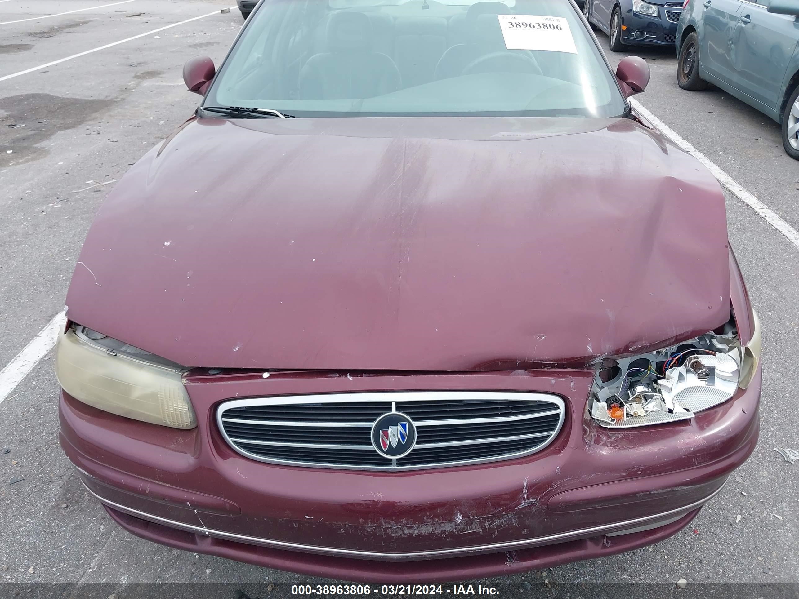 Photo 9 VIN: 2G4WB52K0X1543892 - BUICK REGAL 