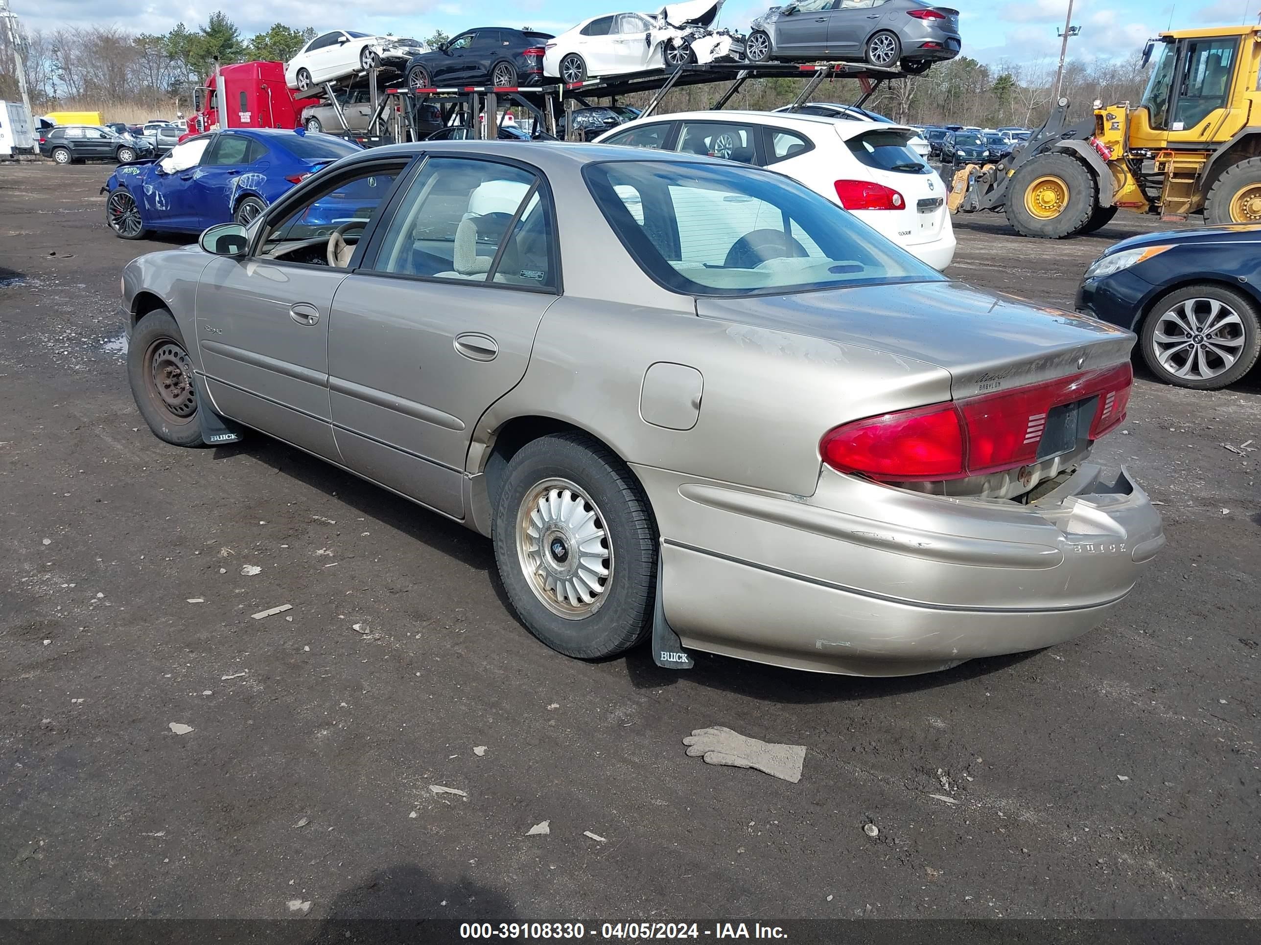 Photo 2 VIN: 2G4WB52K111335995 - BUICK REGAL 