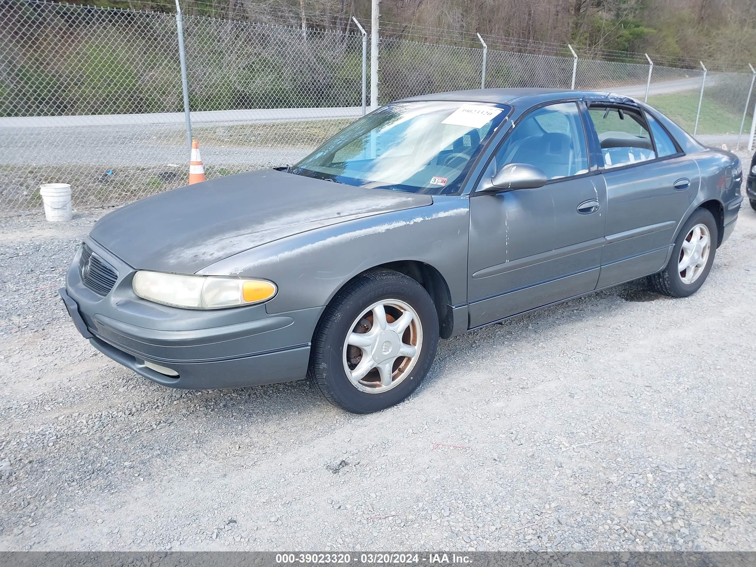 Photo 1 VIN: 2G4WB52K141352414 - BUICK REGAL 