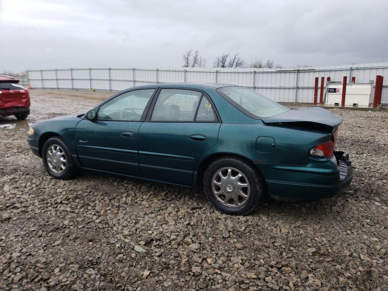 Photo 1 VIN: 2G4WB52K1W1548677 - BUICK REGAL 