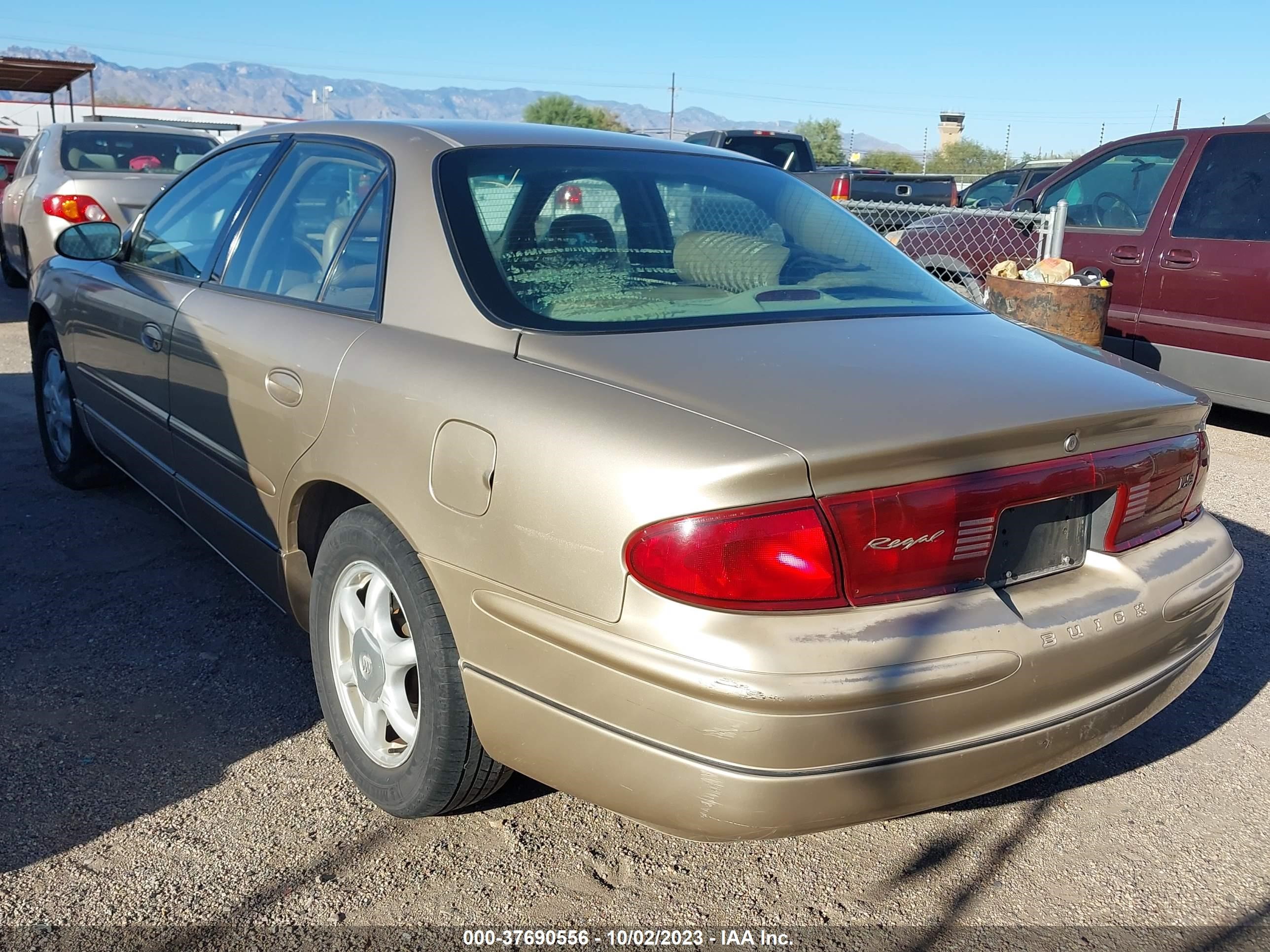 Photo 2 VIN: 2G4WB52K241314335 - BUICK REGAL 